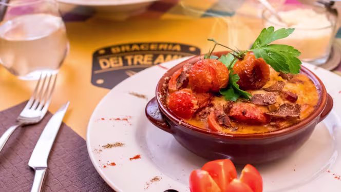 Trattoria Tre Amici - 2