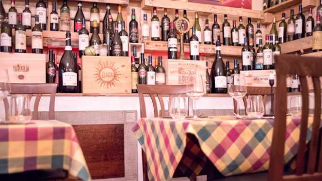 Trattoria Tre Amici - 9