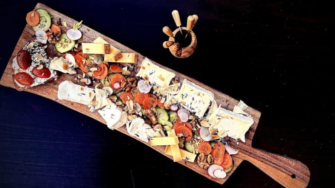 Bootlegger Speakeasy - 4