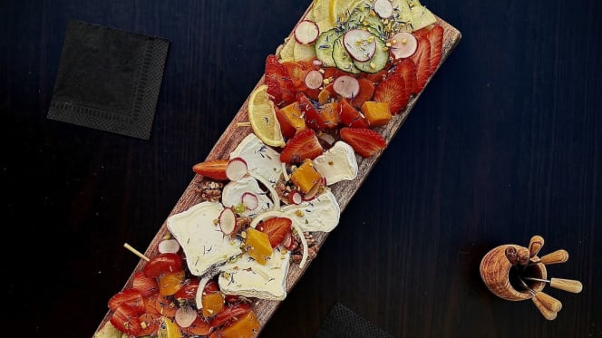 Bootlegger Speakeasy - 5