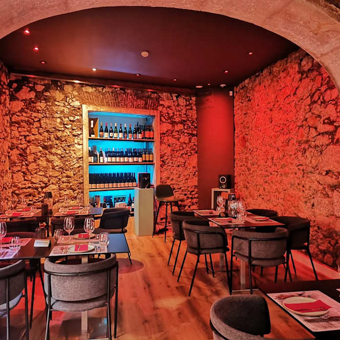 DizTinto Restaurant Wine Bar - 1