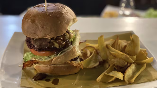 Tu Vuò Fà L'americano - 2