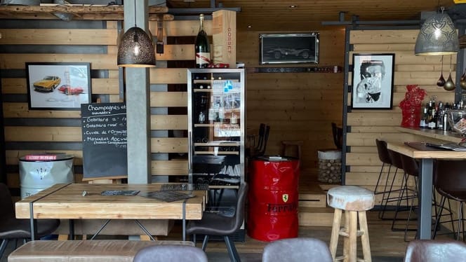 L'Amicalement Votre - 2