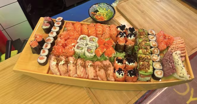 Mugen & Sushi Ramen - 2