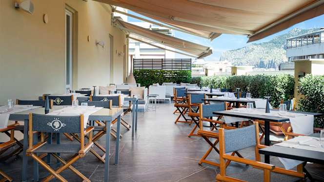 Gand Hotel et Des Palmes - 9