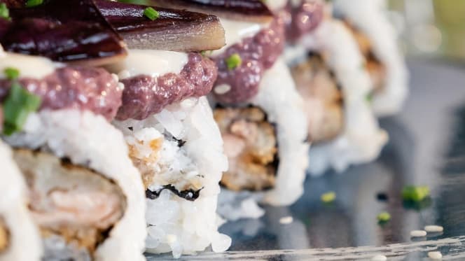 Itaria Extraordinary Sushi - 4