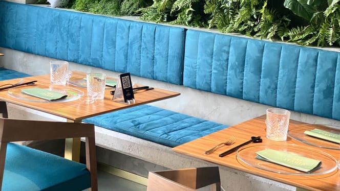 Itaria Extraordinary Sushi - 9