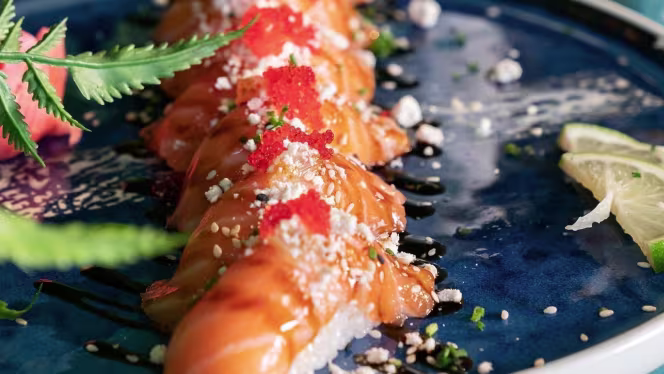 Itaria Extraordinary Sushi - 1