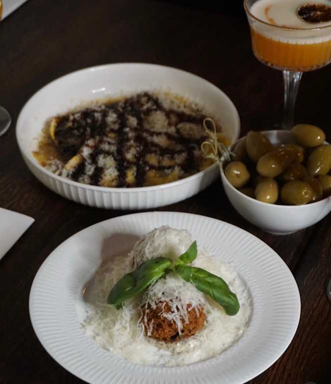 Trattoria Villa Romana Odenplan - 6