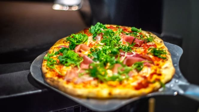 The Oxen Bar & Grill - 5