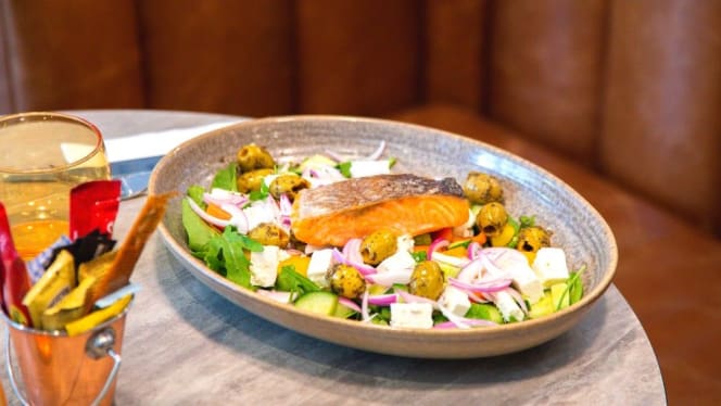 The Oxen Bar & Grill - 8