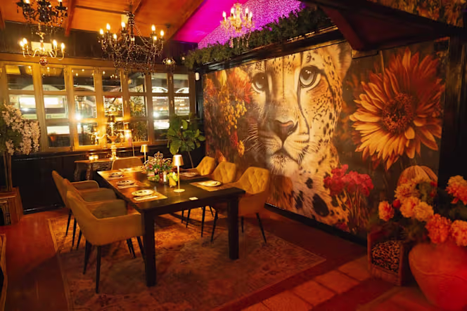Crazy House Restaurant - 3