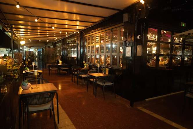 Crazy House Restaurant - 6
