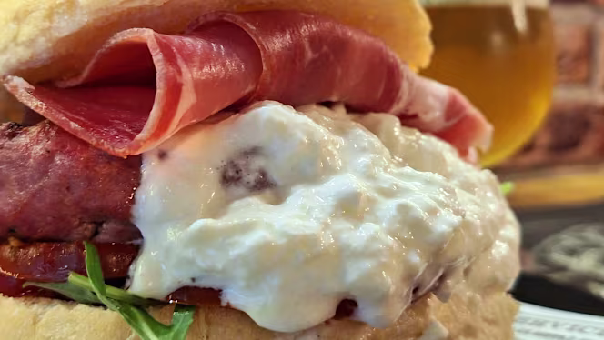 KING'S ROAD BRACERY - 2