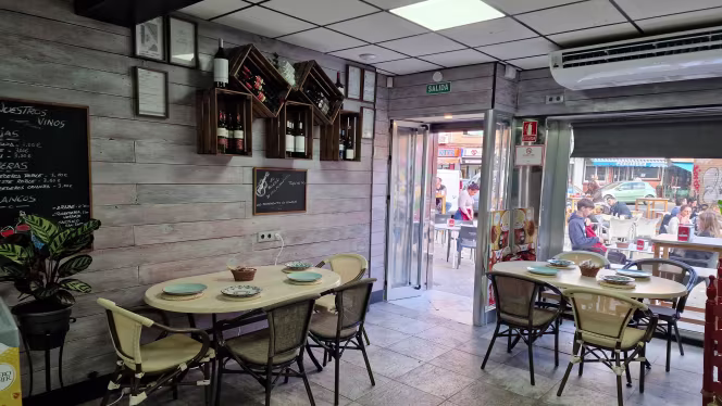 Bodeguita el Botellin Triana - 9