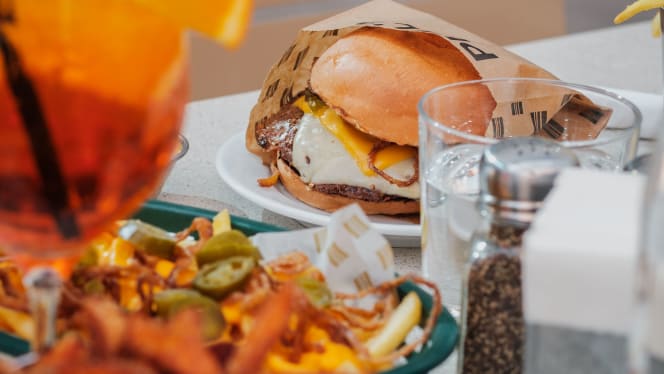 Phil's Sergelstorg - 3