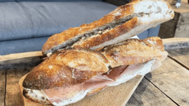 L'Occasion Café - 5