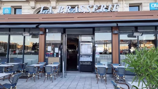 La Brasserie OM Café - 9