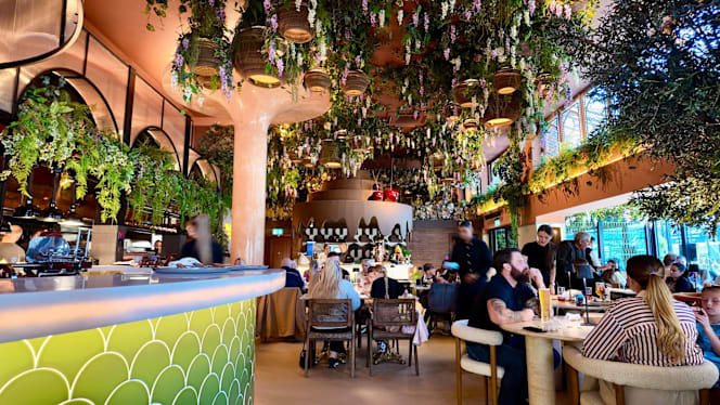 Bazaar Restaurant - 4