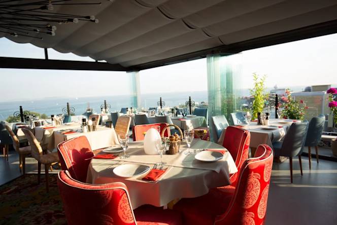 Tria Terrace Restaurant - 5