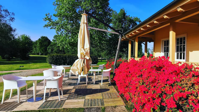 La Prateria Steakhouse & Sports Bar - 5