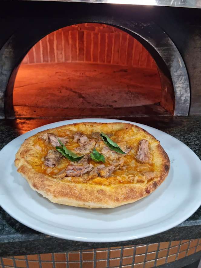 Pizzeria Fatt Na Pizz - 1