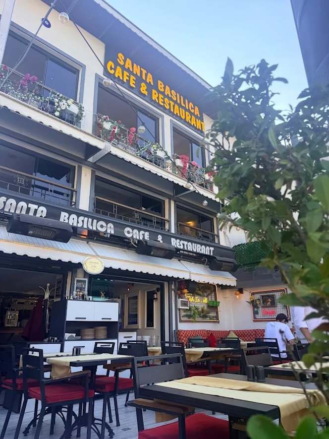 Santa Basilica Cafe & Restaurant - 2