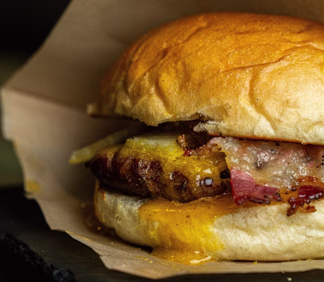 MoMo Concept Pub - 1