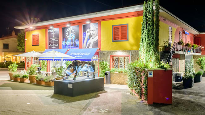 Officine Bocelli Food Court - 0