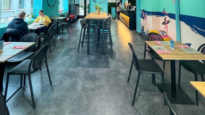 Waikiki Hawaiian Food Sirmione - 5