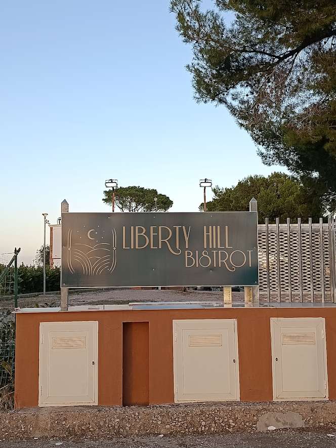 Liberty Hill Bistrot - 8