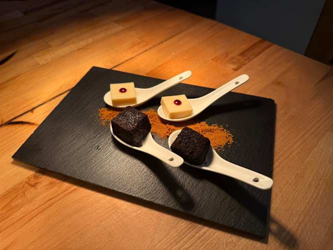 La Grange Restaurant - 7