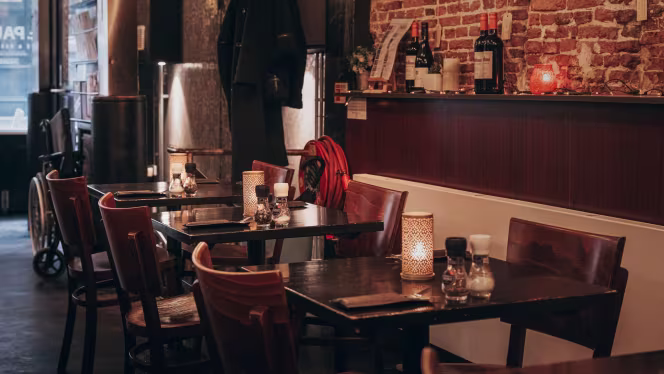 Saint Paul's Lounge Cafe - 1