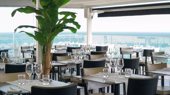 Luca's Rooftop Restaurant - 9