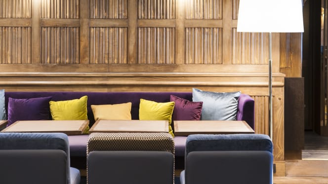 MBar - Restaurant Lounge - 5