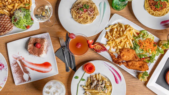 La Ola brasserie - 5