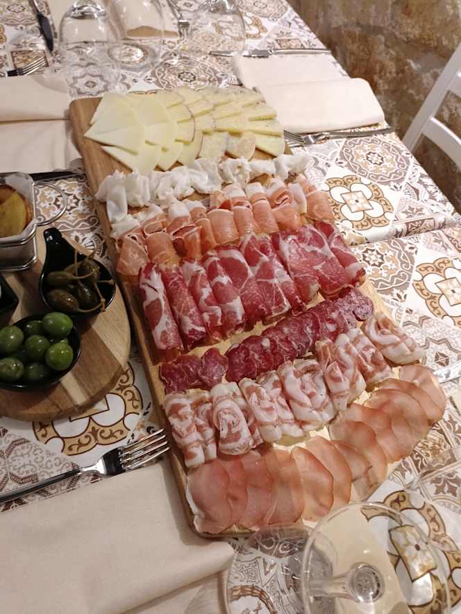 Sapori del Pozzo - Taglieri e pinse - 4