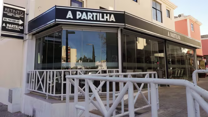 Retinto - Tapas, Fish & Wine - 4