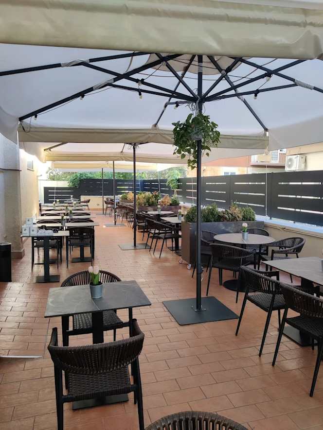 Tituta' Bistrò Caffè Deluxe & Cucina - 1