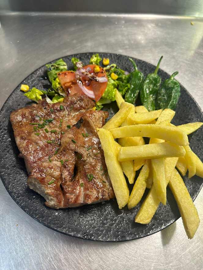 Enjoy Mar y Montaña | Brasas, Paellas y Sabor Mediterráneo - 6