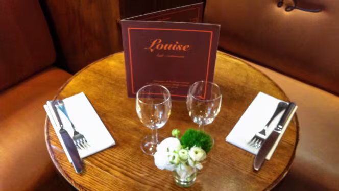 Louise - Palais Royal - Paris - 1