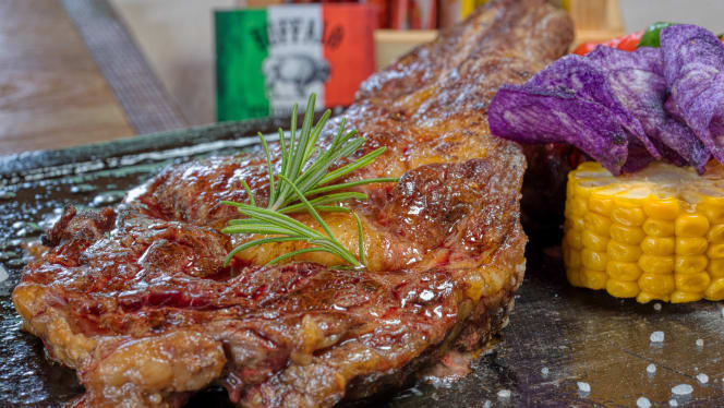 Buffalo Steakhouse & Pizza - 8