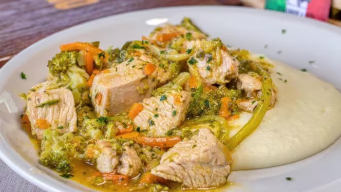 Buffalo Steakhouse & Pizza - 0