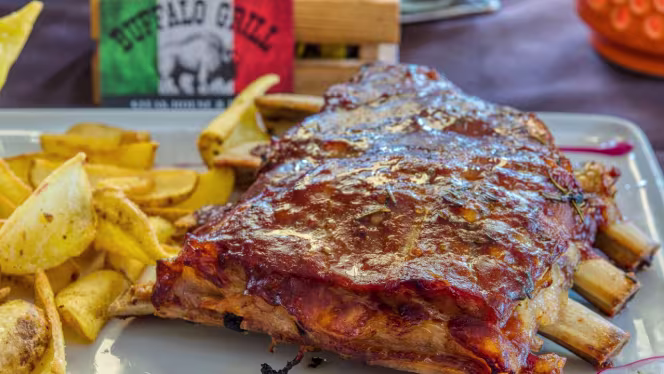 Buffalo Steakhouse & Pizza - 3