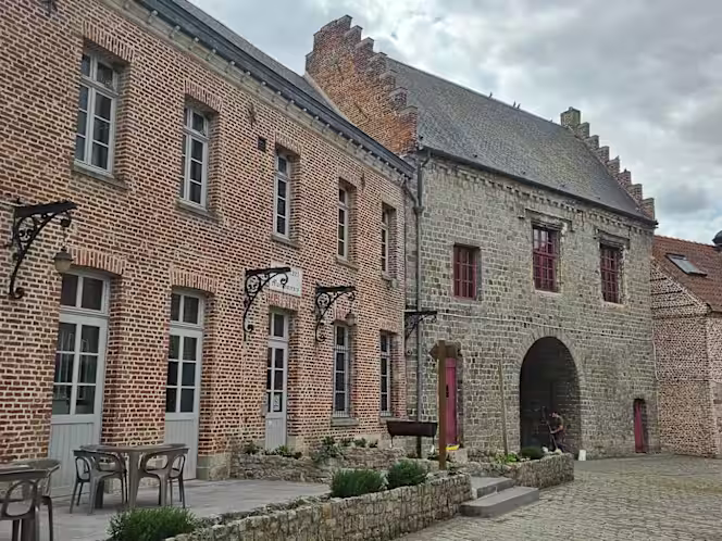 Château De Montmorency - 6