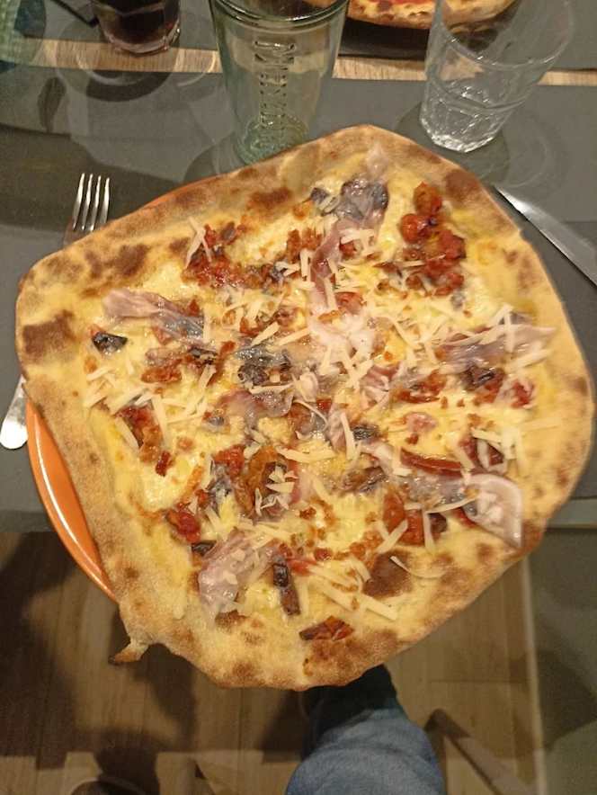 Revive Pizzeria&bar - 1