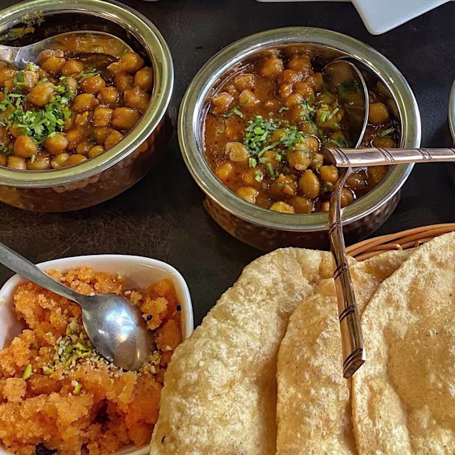 Ashiyana Halal Pakistani - 2