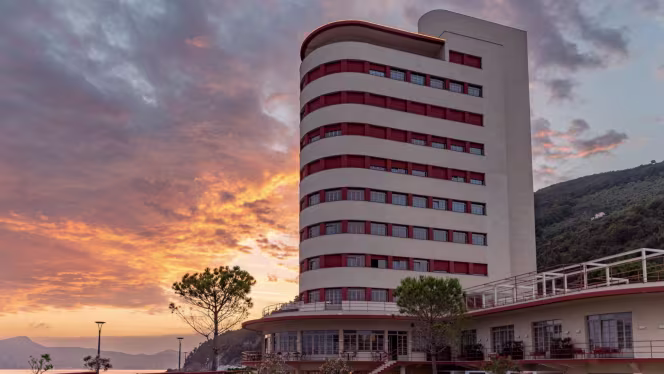 Lounge Bistrot Torre Fara - Chiavari - 1