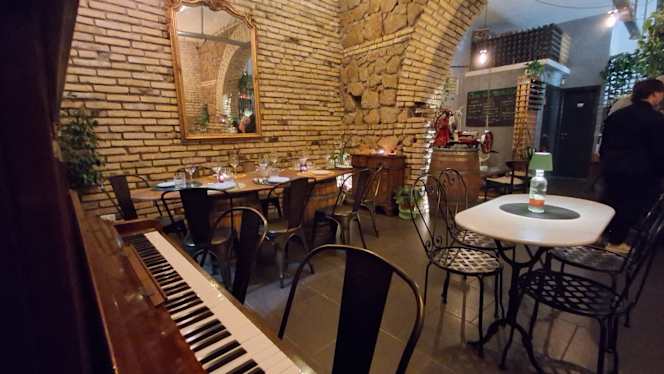 Ivory Pigneto - 6