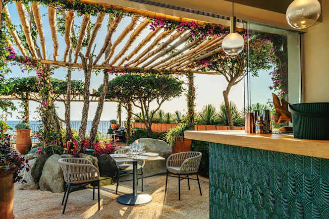 Lisola Restaurant - 4